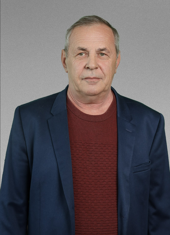 Толстиков Андрей Юрьевич.